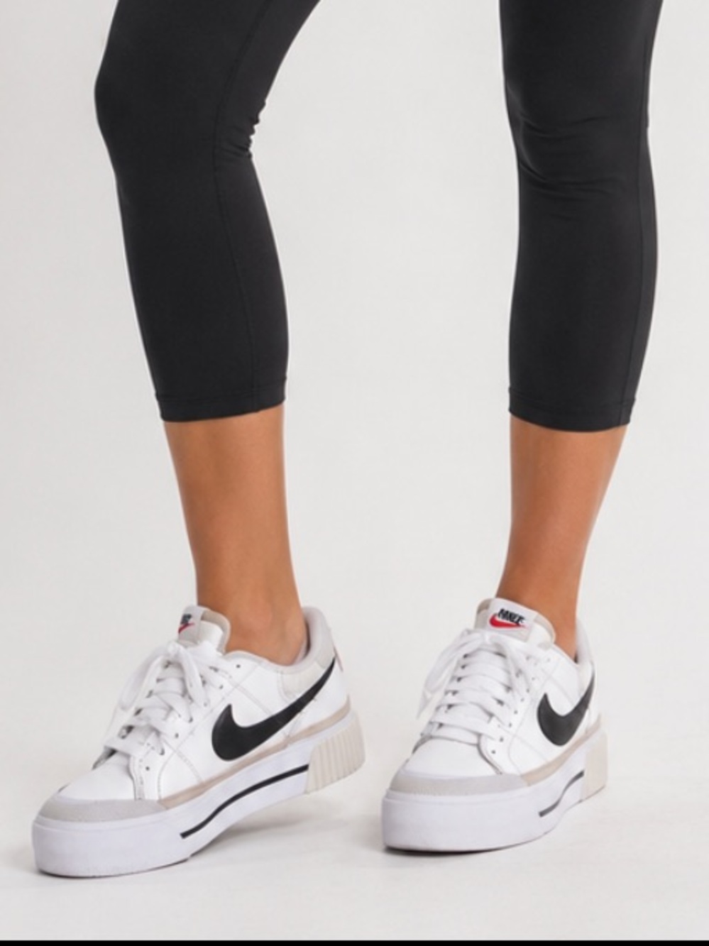 Nike Court Legacy Lift Platform Sneakers White Black Leather Women’s Size 7.5